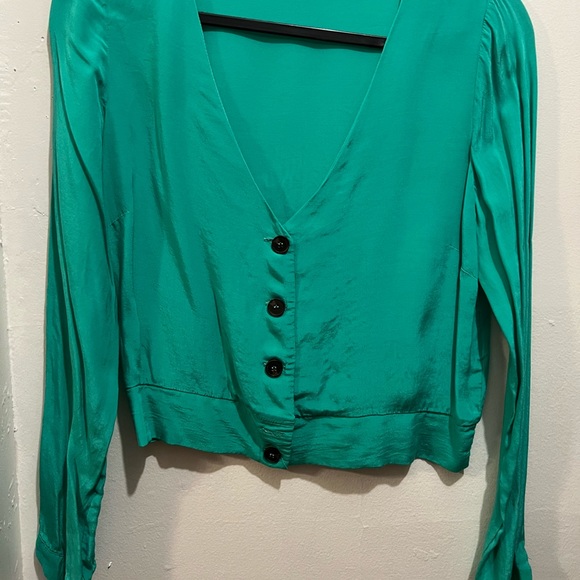Code x Mode Women’s Emerald Green Dressy V-Neck Top Cardigan Blouse - Picture 2 of 5